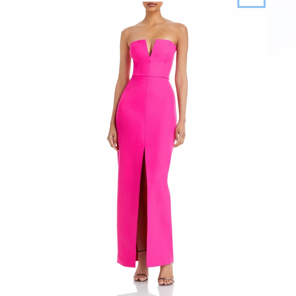 BCBGMAXAZRIA
Strapless Crepe Gown - Size 6